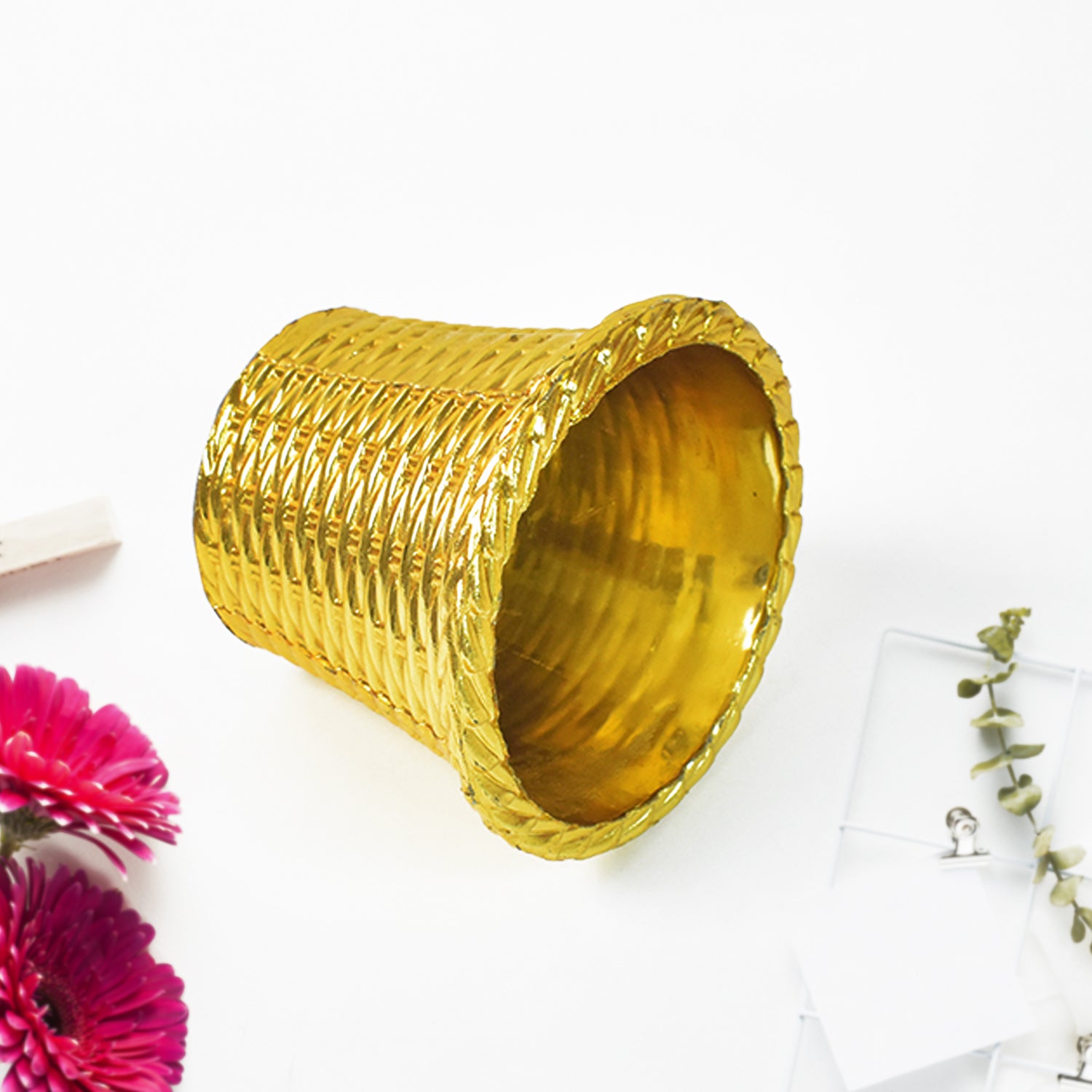 Plastic Valencia Flower in Pot – Home & Outdoor Decor (1 Pc)