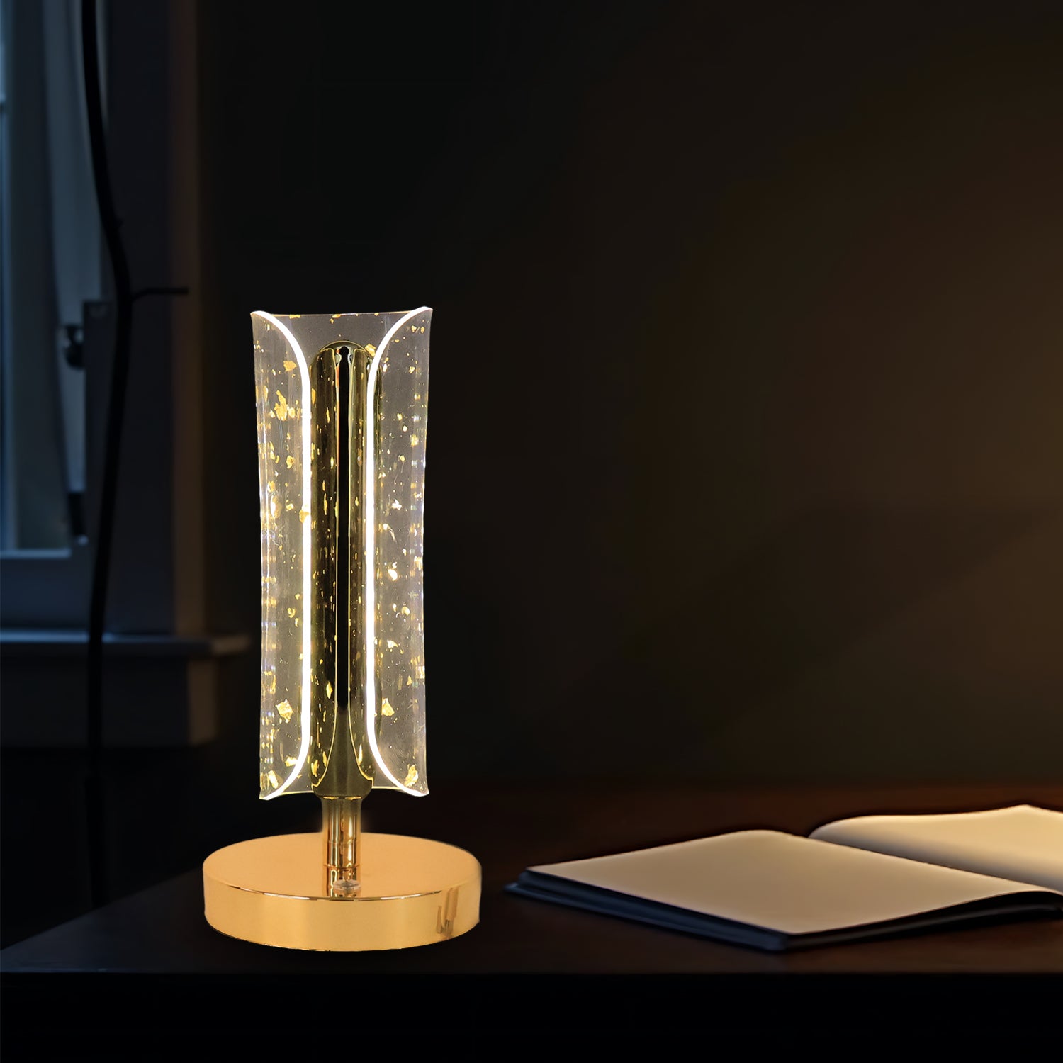 Elegant Crystal Table Lamp – Stylish Home Décor Accent