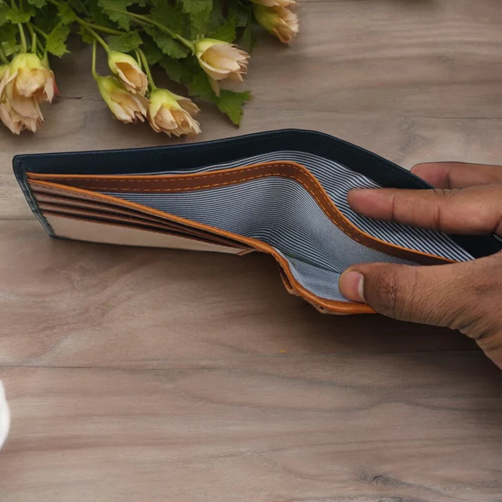 Dual-Tone Wallet – Stylish Leather Bifold Wallet for Men