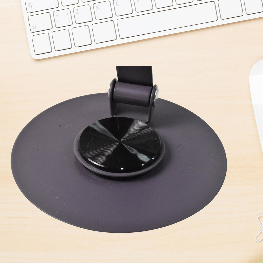 Foldable Metal Mobile Stand – Adjustable & Compact (1 Pc)