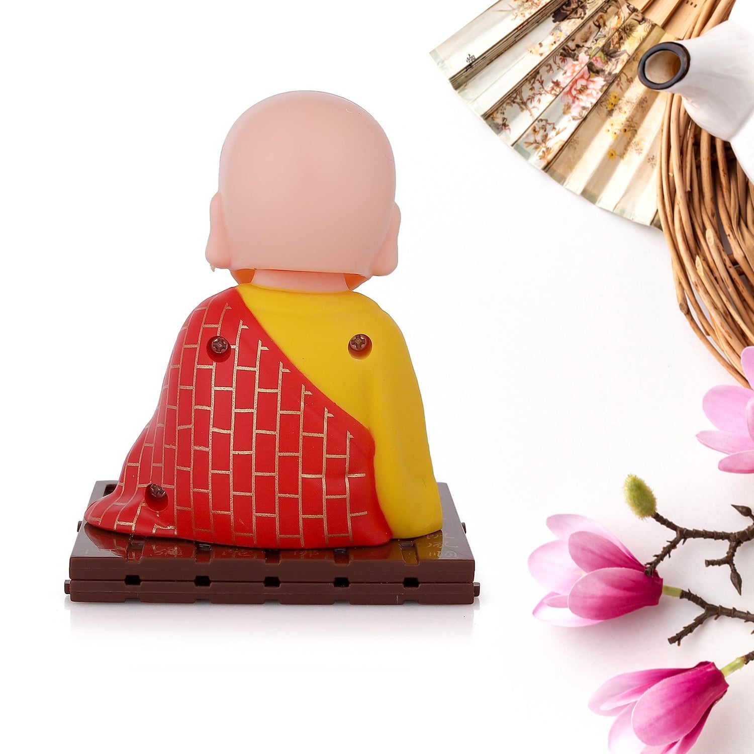 Solar Buddha Statue – Moving Head & Hand for Home & Car Decor