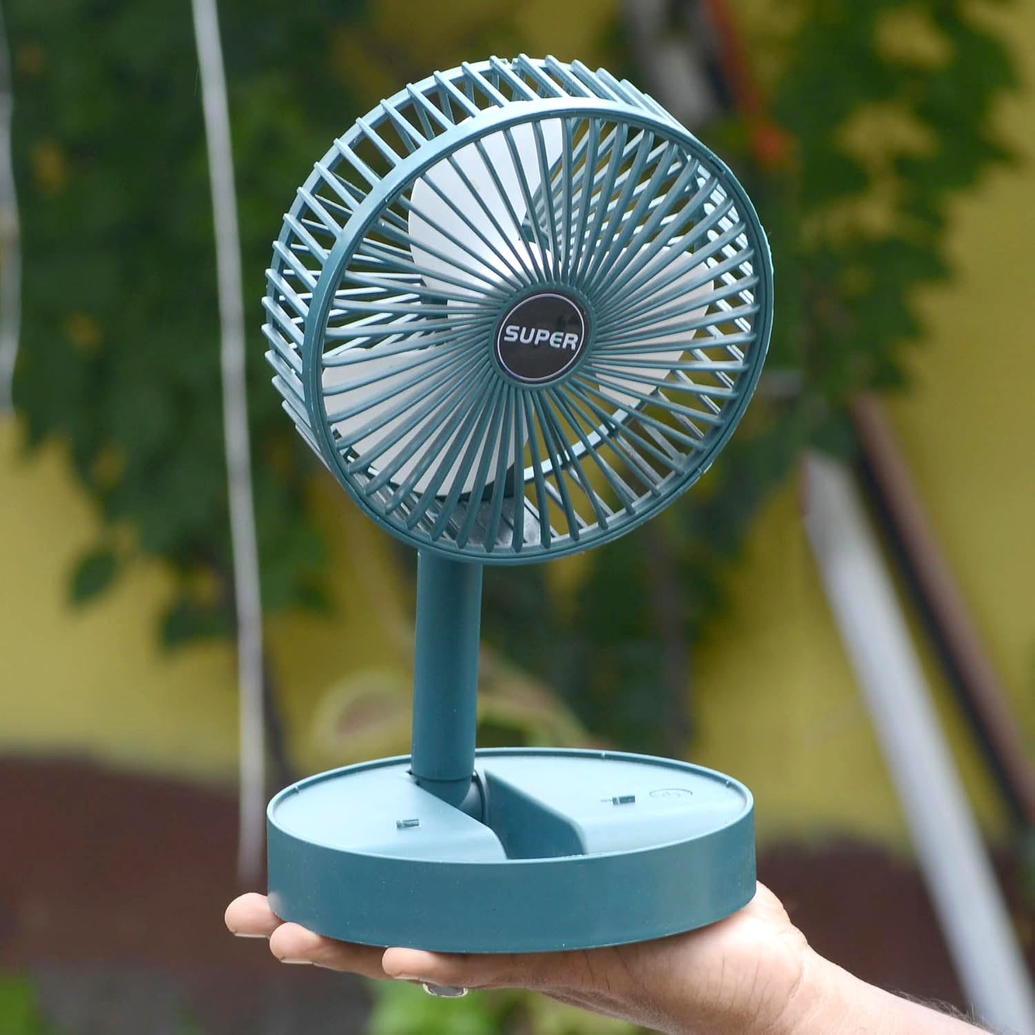 Telescopic Electric Desktop Fan – Adjustable, Foldable & Portable