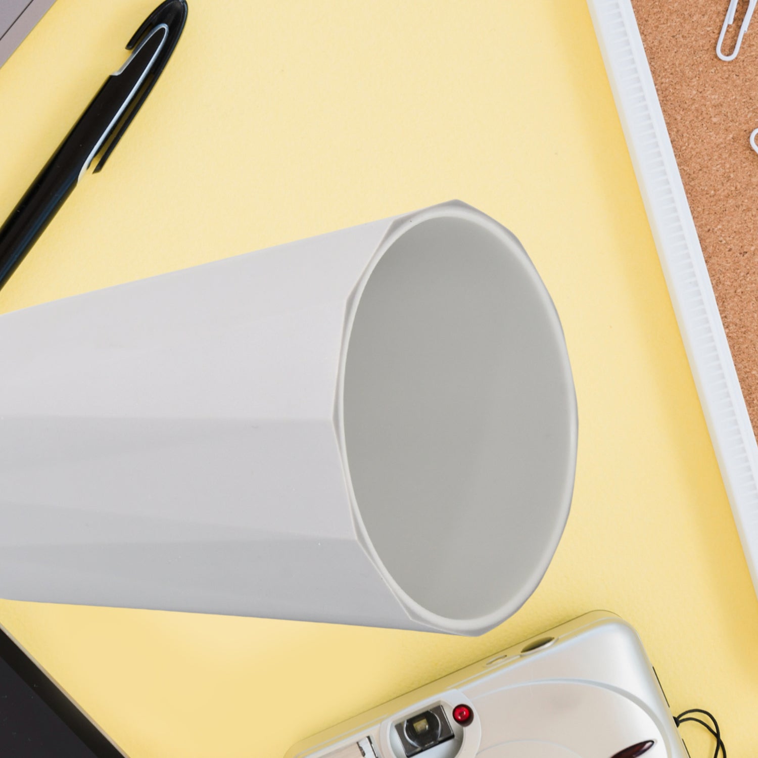 Unbreakable Silicone Drinking Glass – Safe for Camping & Parties