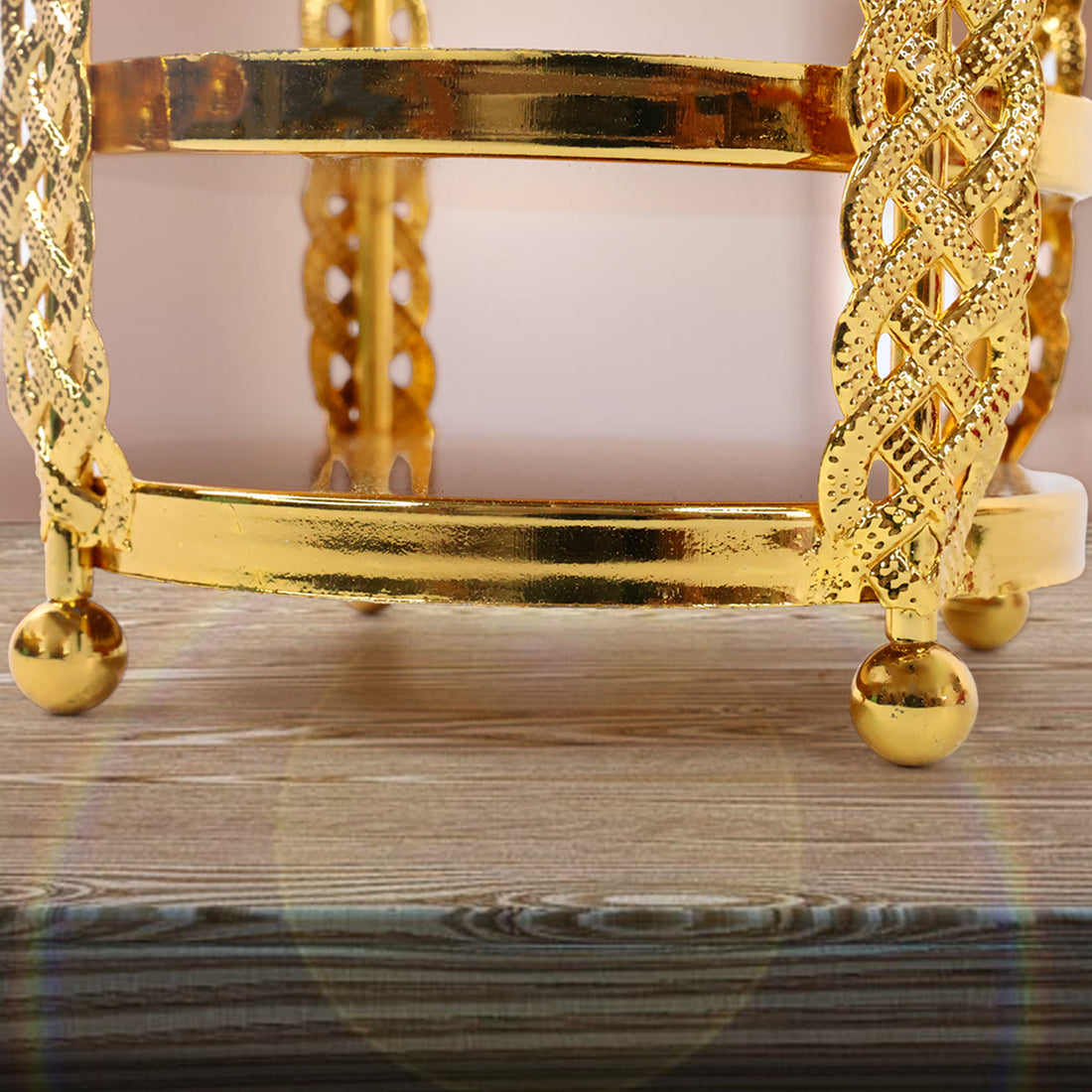 Golden Metal Candle Holder – Multipurpose Decorative Showpiece (1 Pc)