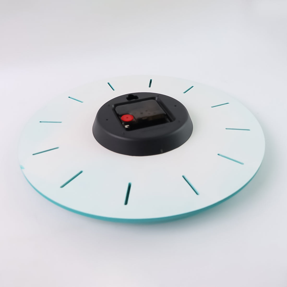 Contemporary Minimalist Wall Clock – Sleek & Modern Design (1 Pc)