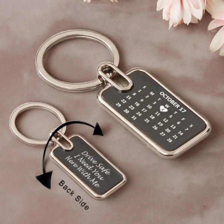Personalized Rectangle Metal Keychain – Stylish Key Ring Gift