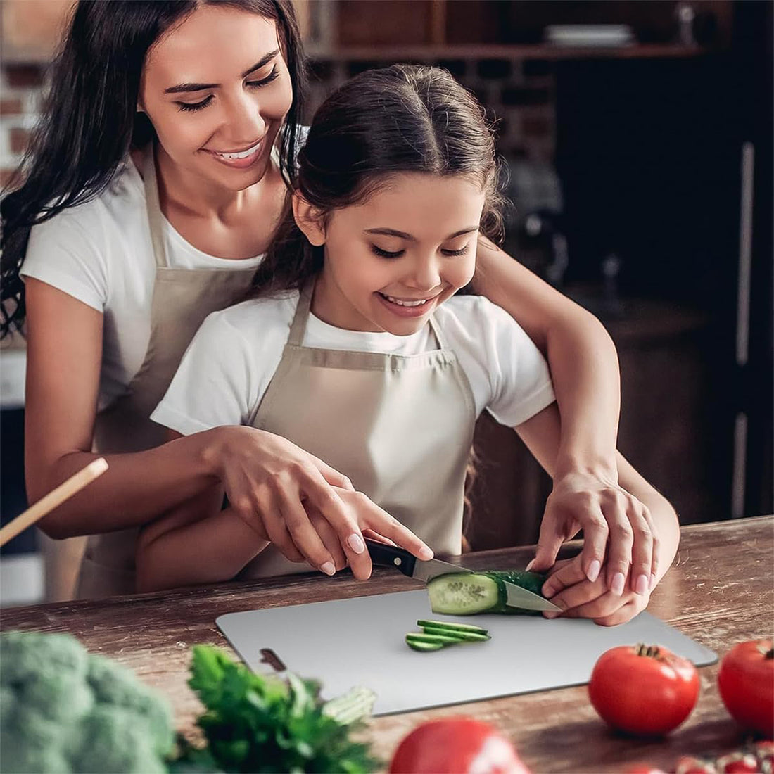 Stainless Steel Chopping Board for Fruits & Veggies – 31x20cm (1 Pc)