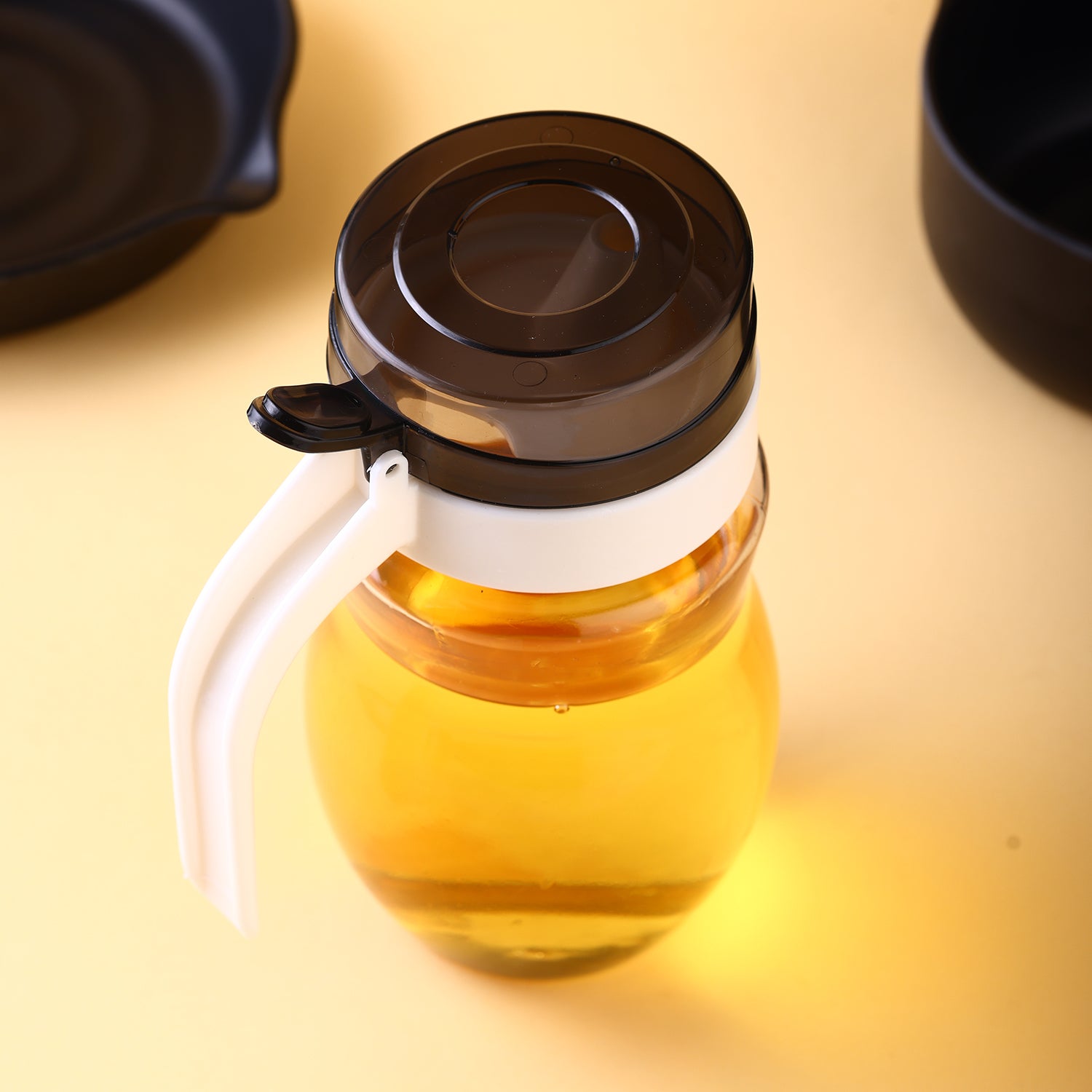 Oil Dispenser Stainless Steel with Small Nozzle – 650ml Capacity