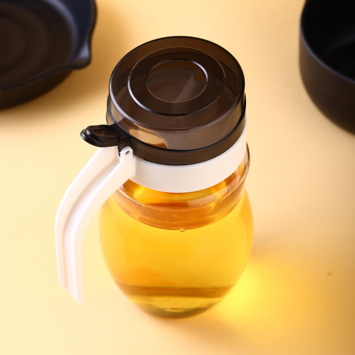 Oil Dispenser Stainless Steel with Small Nozzle – 650ml Capacity