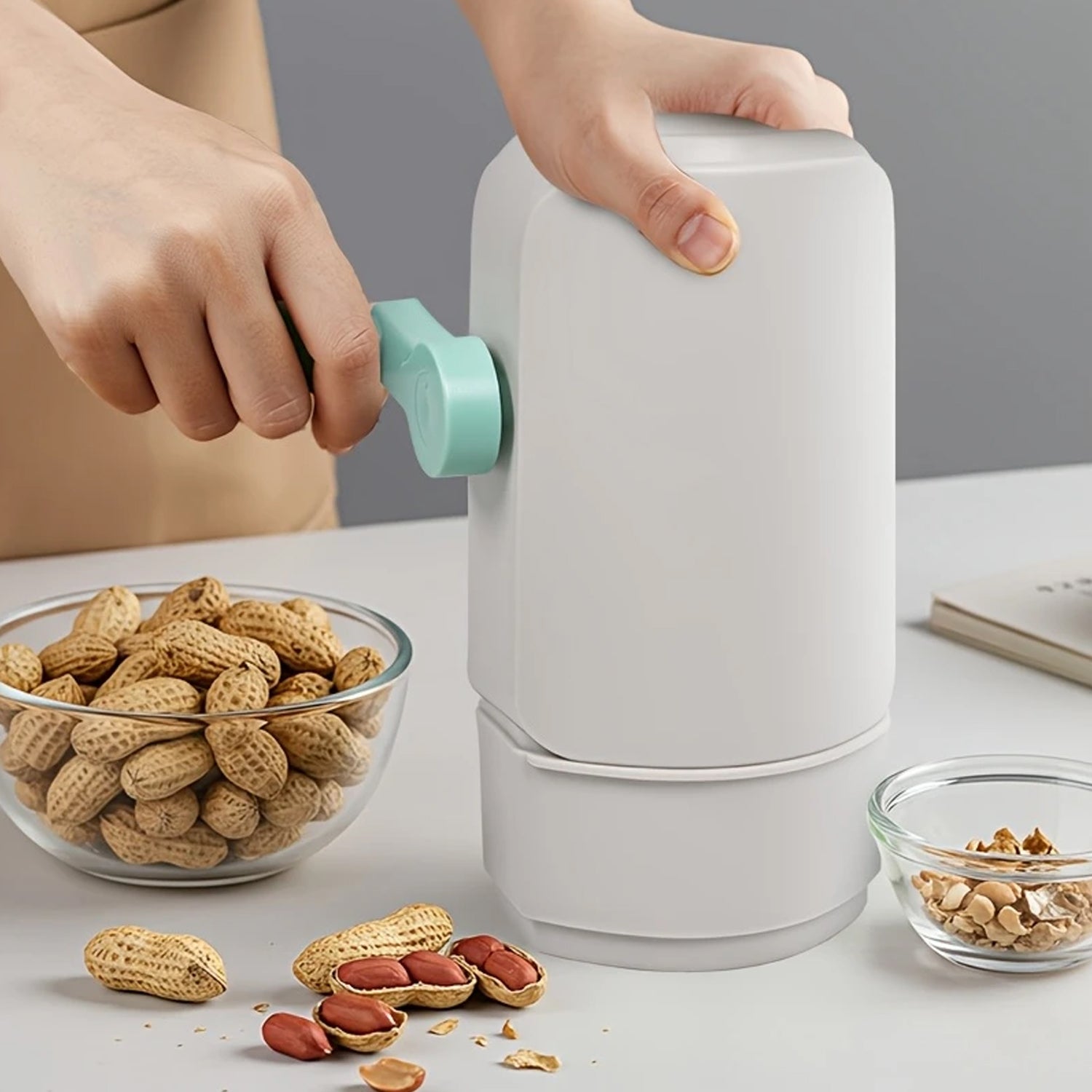 Manual Hand-Crank Peanut Sheller Machine – Portable & Durable Tool