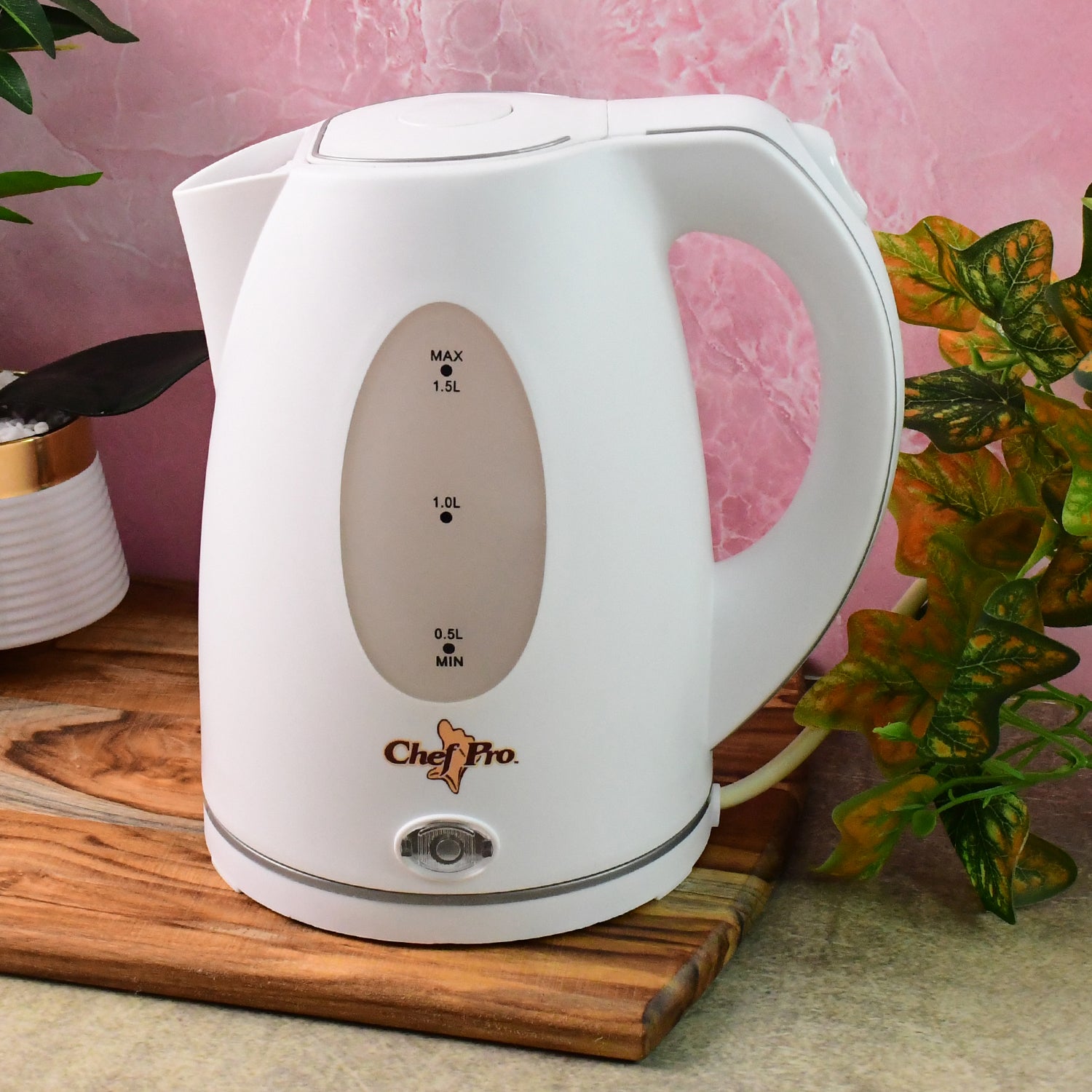 Electric Kettle - 1.5L Capacity, Fast Boil, 1 Pc
