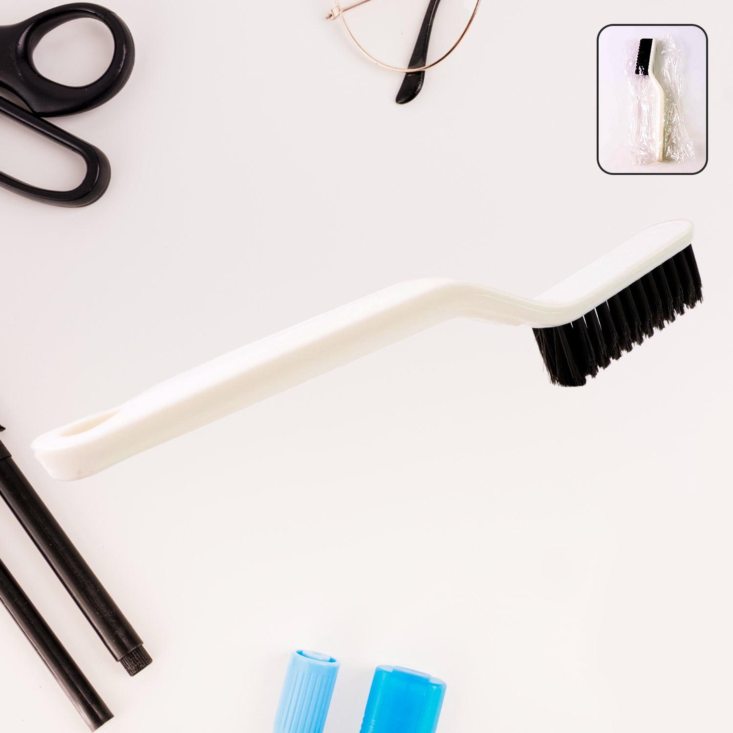 2-in-1 Multifunctional Floor Gap Brush – Efficient Cleaning Tool (1 Pc)