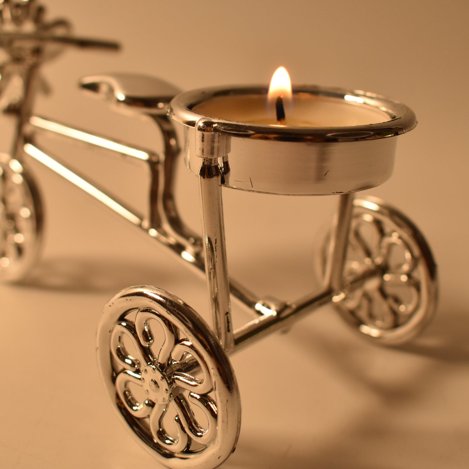 Cycle Tealight Candle Holder – Decorative Metal Candle Stand (1 Pc)