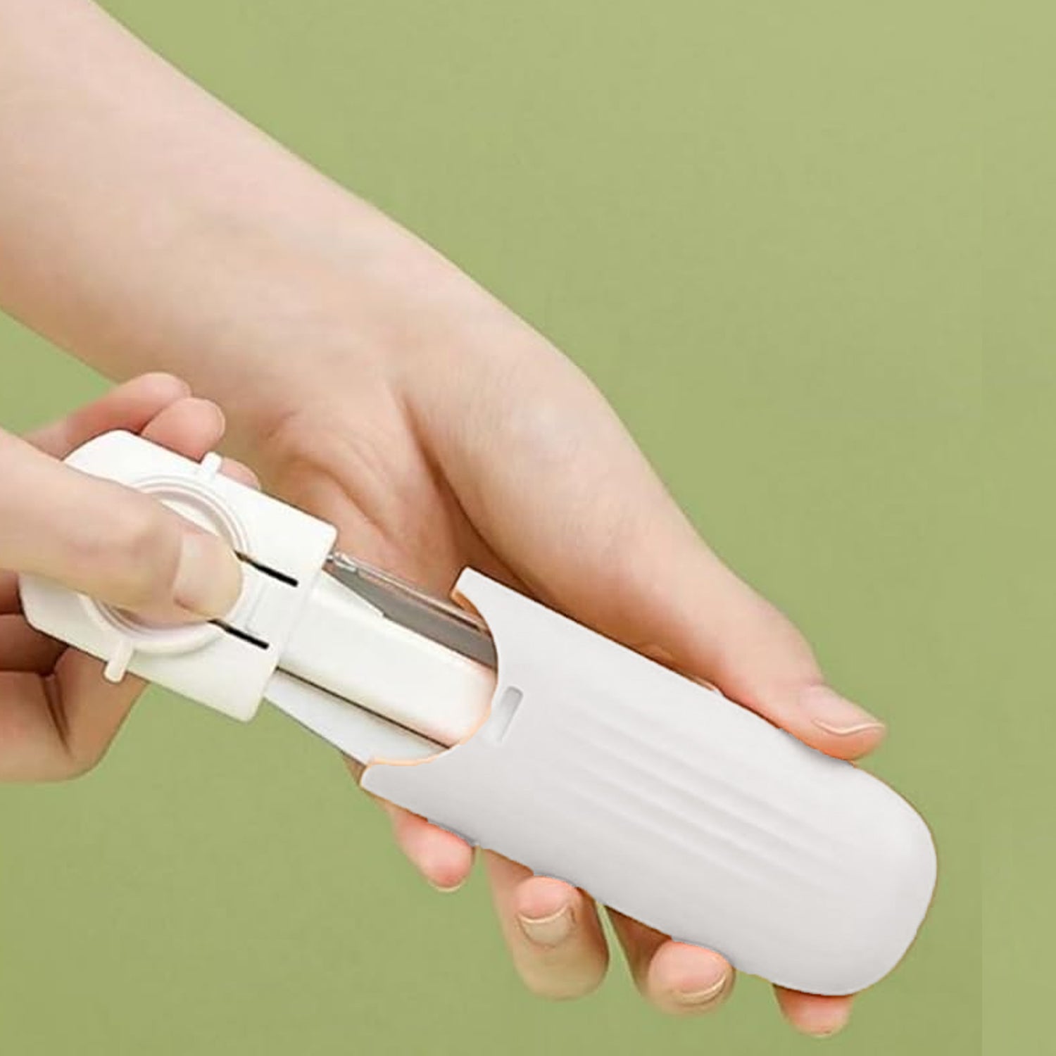 2-in-1 Dual-Use Knife and Peeler – Stainless Steel Blades with Case (1 Pc)