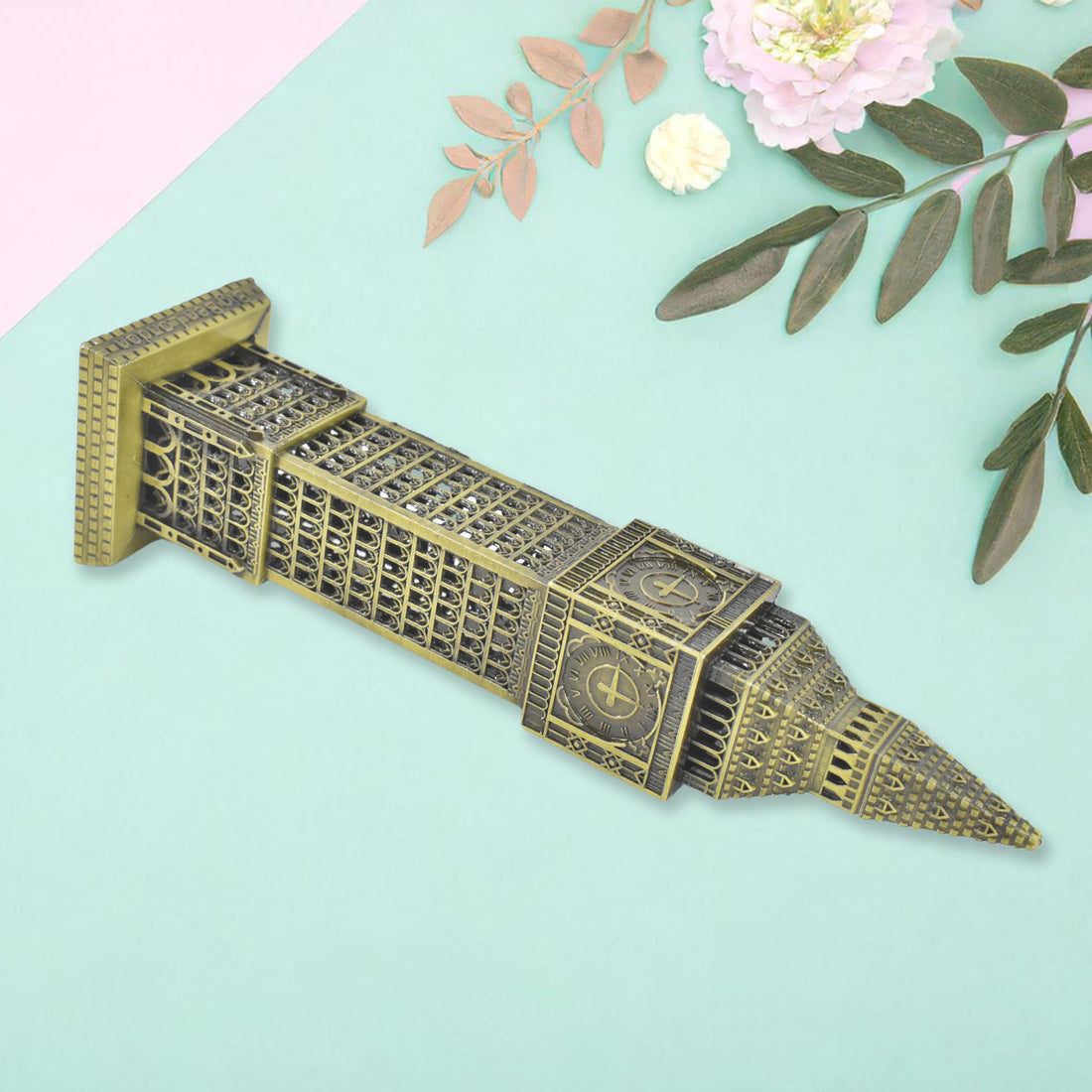 Big Ben Clock Tower Miniature – Elegant Metal Home Decor Gift