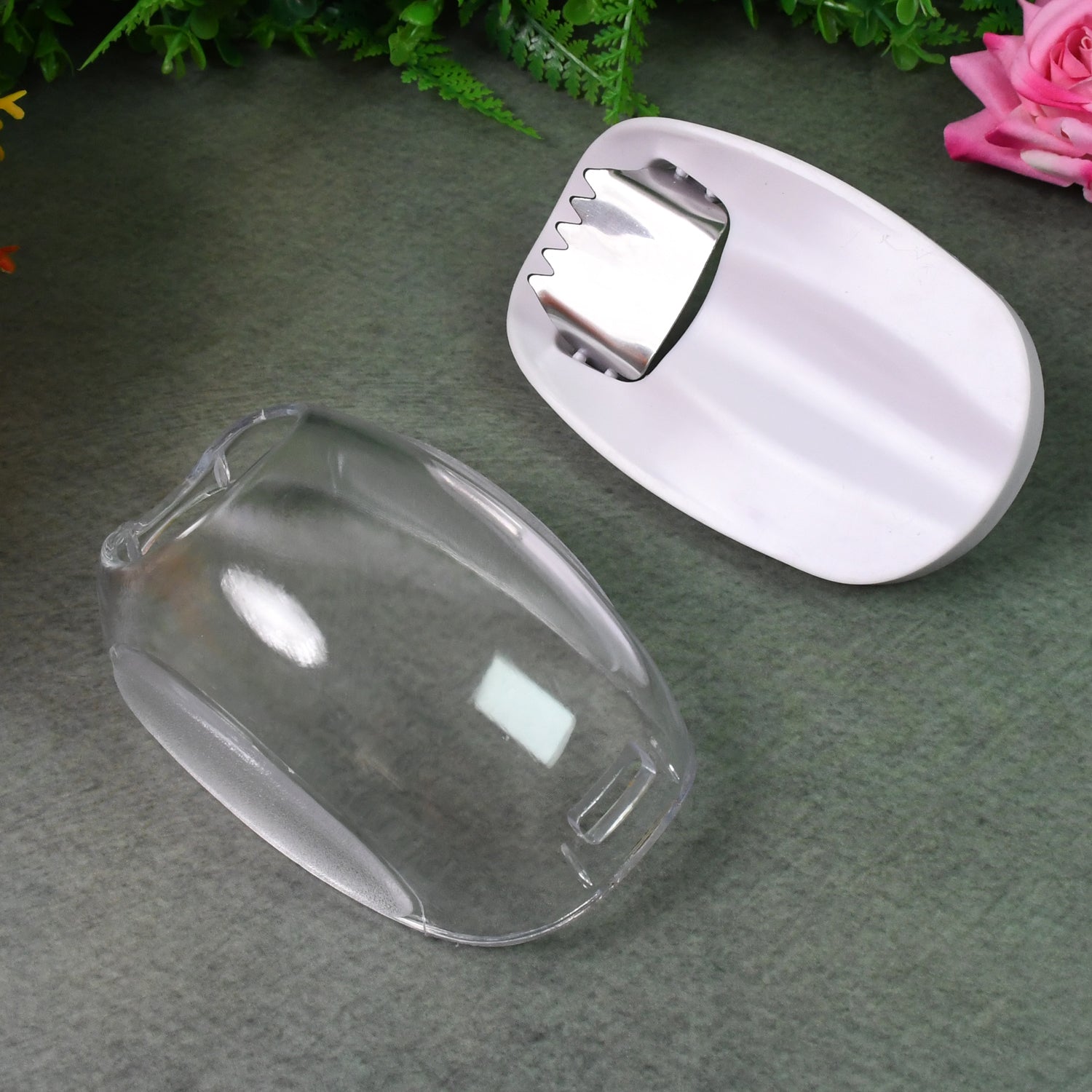 Magic Plastic Corn Remover with Steel Blades – Kernel Stripper (1 Pc)