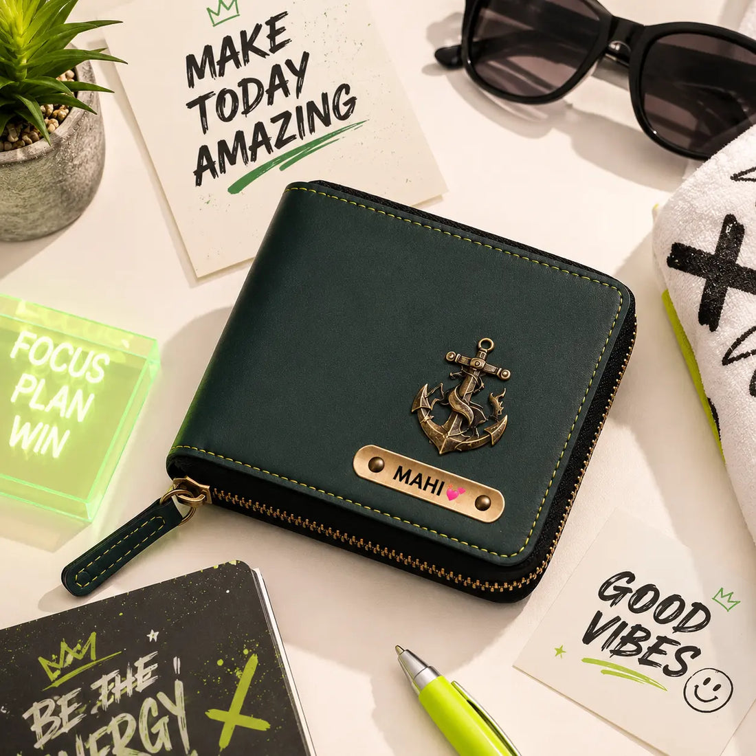 Unisex Personalized Wallet with Custom Name Engraving