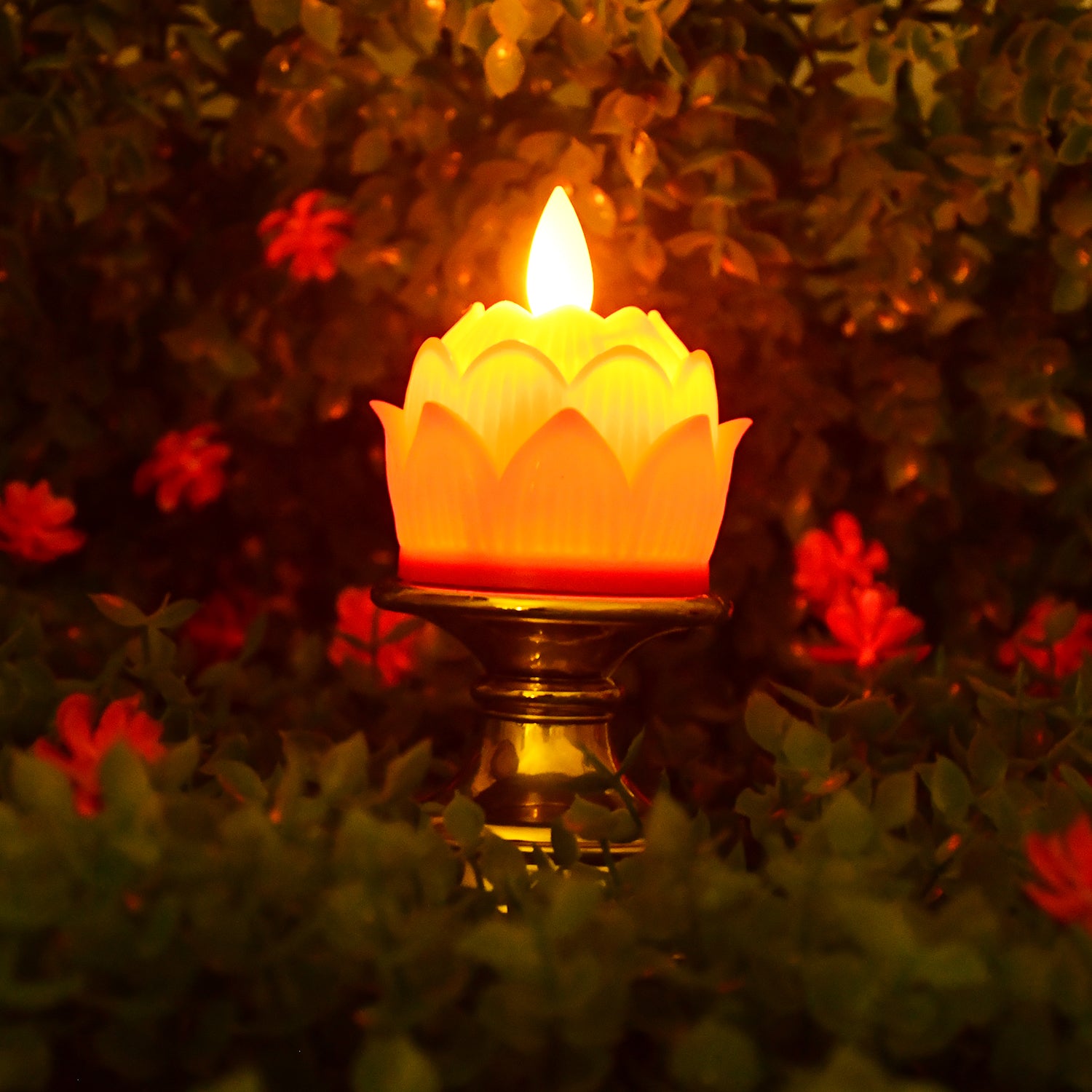 Premium Lotus LED Flameless Candle with Decorative Holder (1 Pc)
