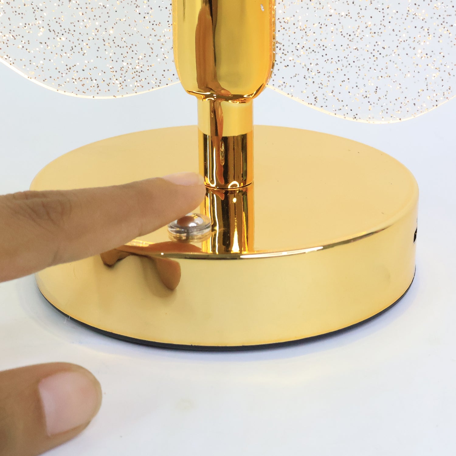 Premium LED Crystal Table Lamp with USB Power – Elegant Lighting